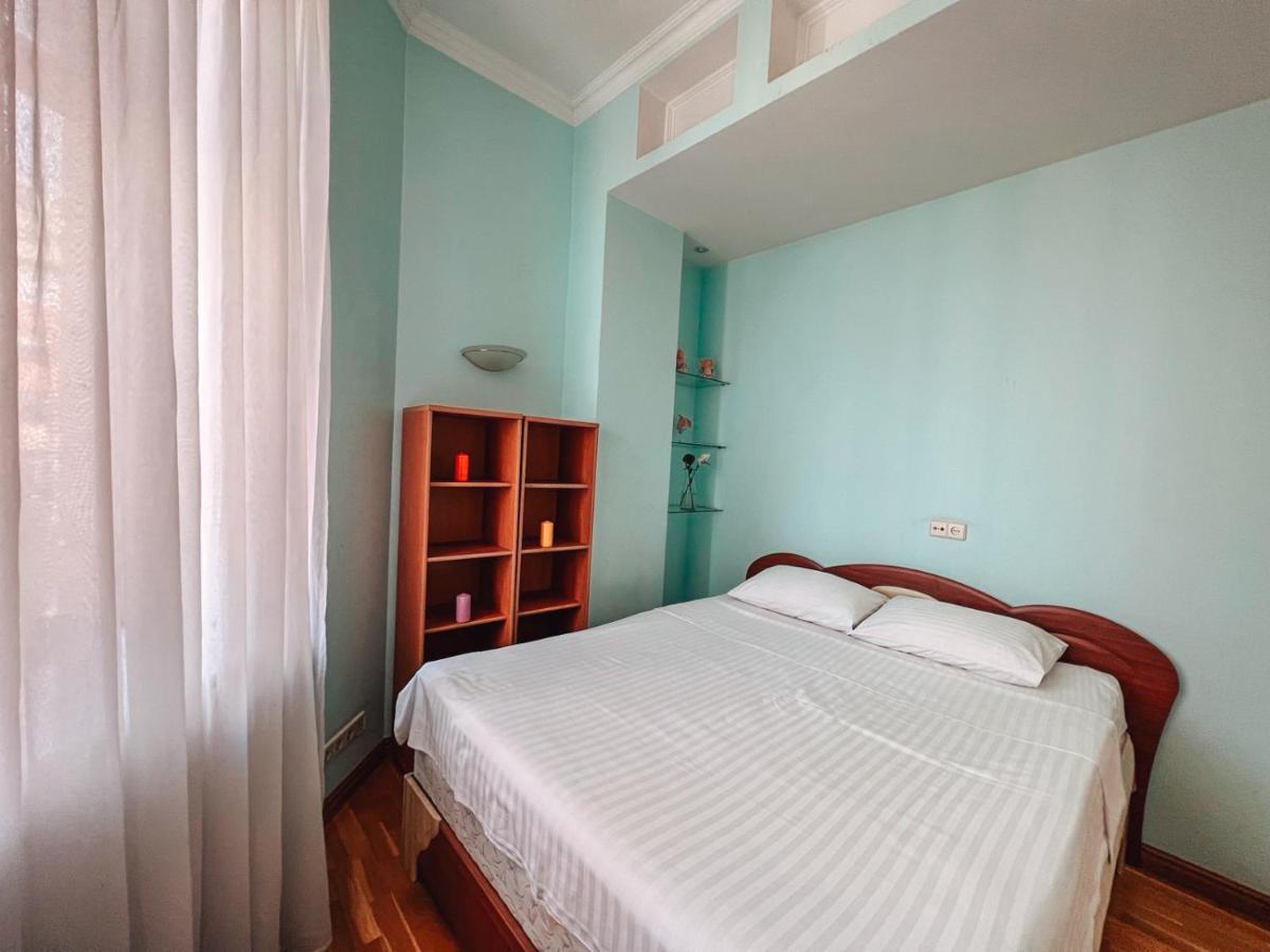 Apartments Rentals Ukraine On Kreshchatik Kiev Luaran gambar