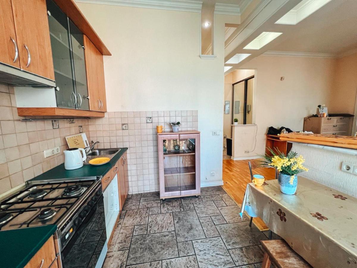 Apartments Rentals Ukraine On Kreshchatik Kiev Luaran gambar