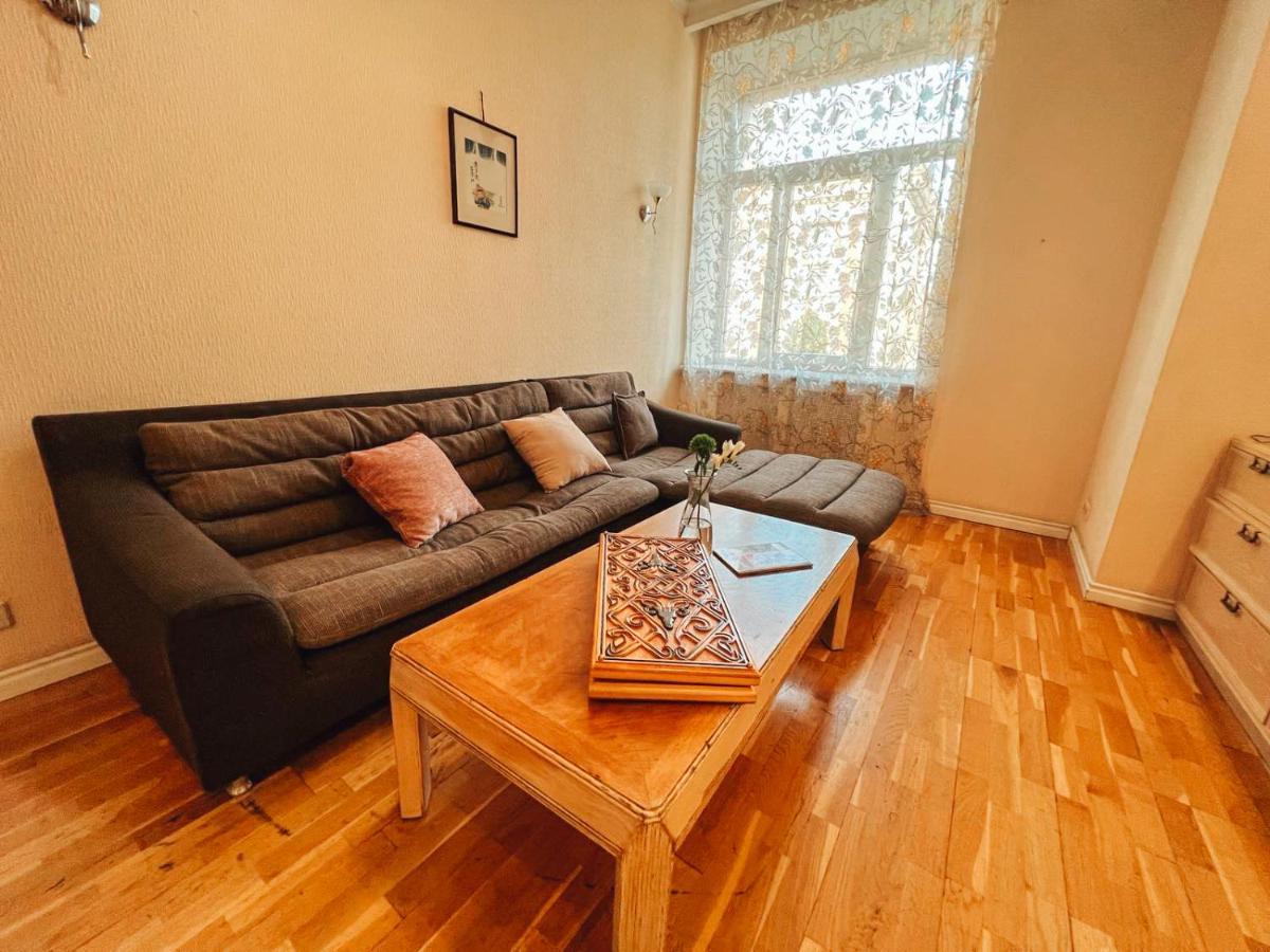 Apartments Rentals Ukraine On Kreshchatik Kiev Luaran gambar