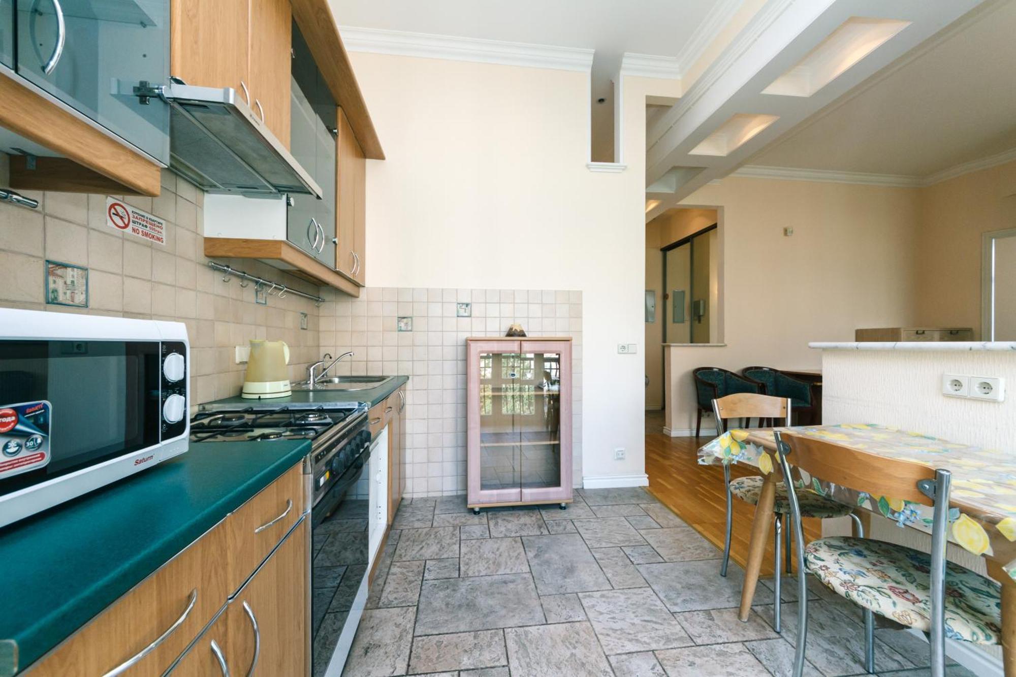Apartments Rentals Ukraine On Kreshchatik Kiev Bilik gambar