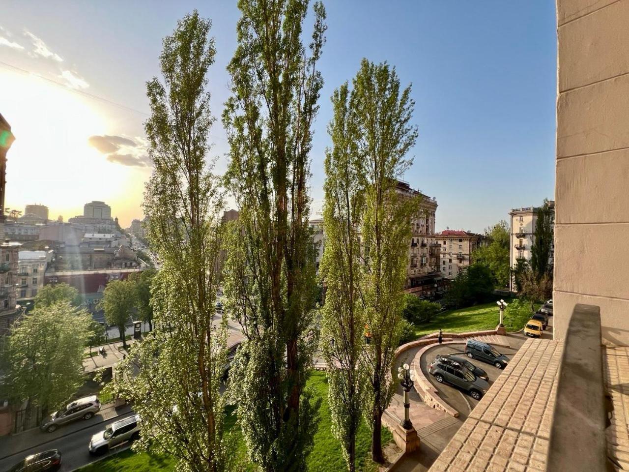Apartments Rentals Ukraine On Kreshchatik Kiev Luaran gambar