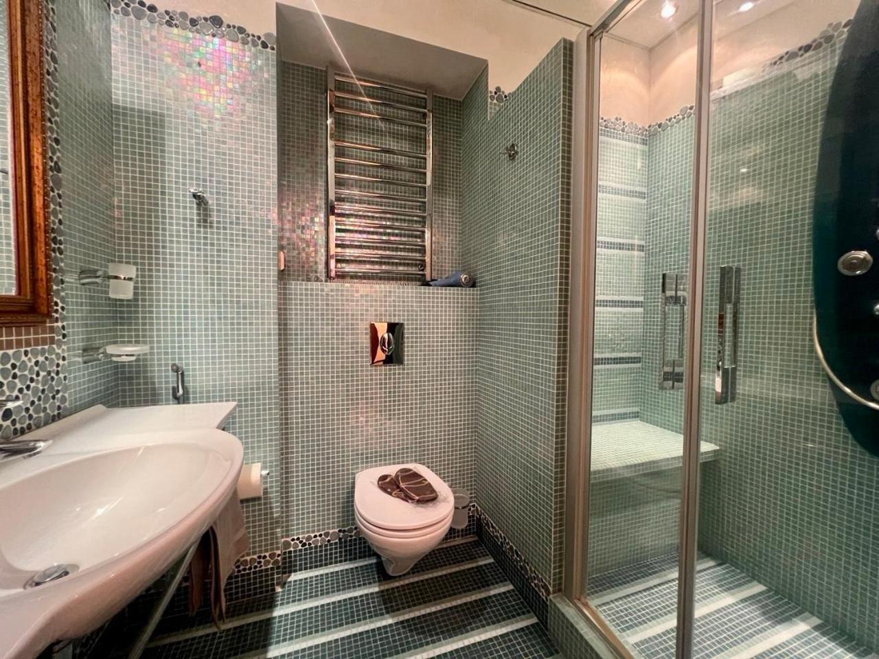 Apartments Rentals Ukraine On Kreshchatik Kiev Luaran gambar