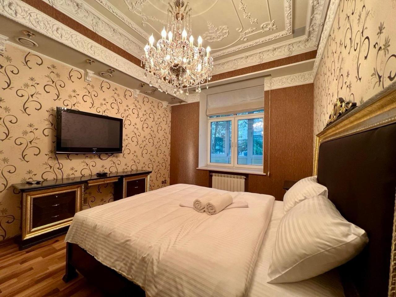 Apartments Rentals Ukraine On Kreshchatik Kiev Luaran gambar