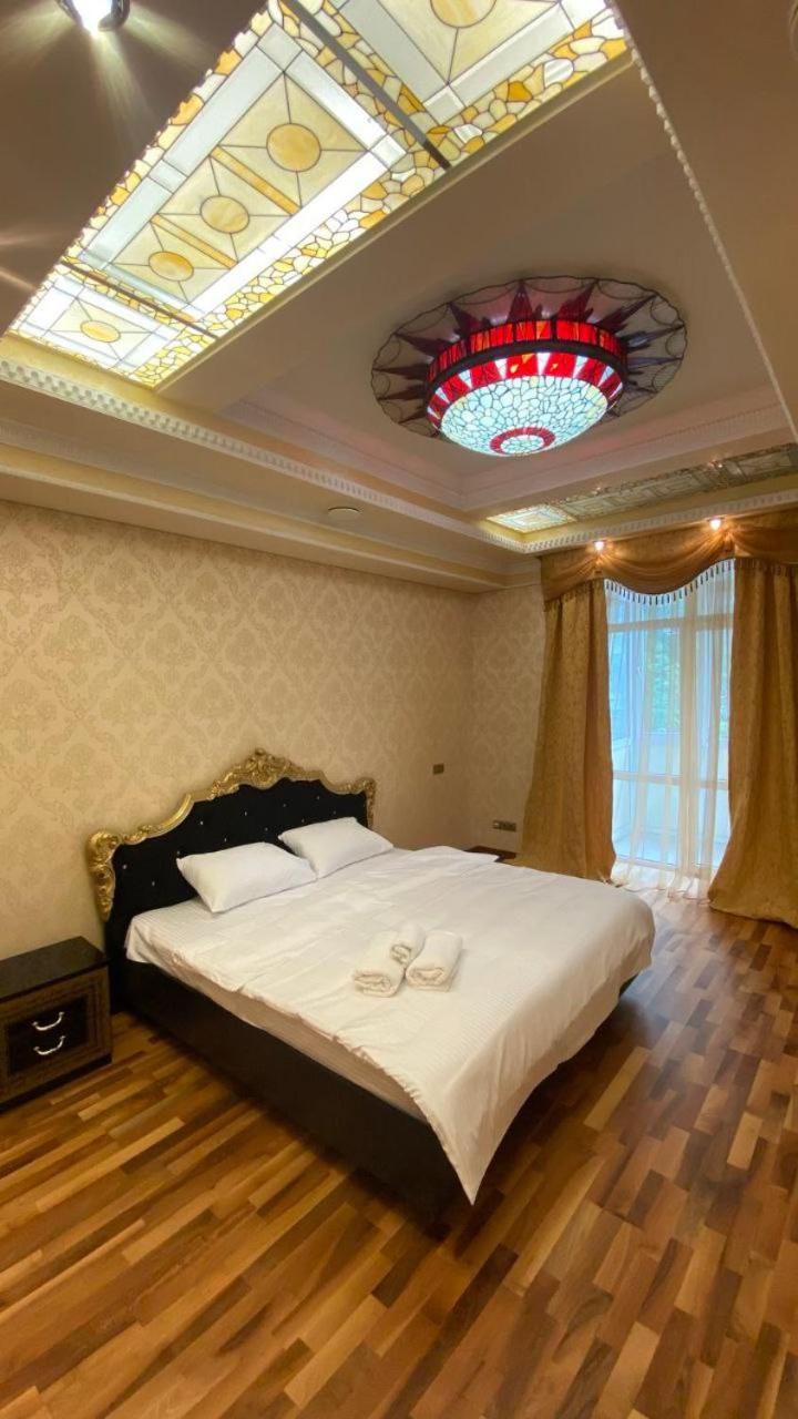 Apartments Rentals Ukraine On Kreshchatik Kiev Luaran gambar
